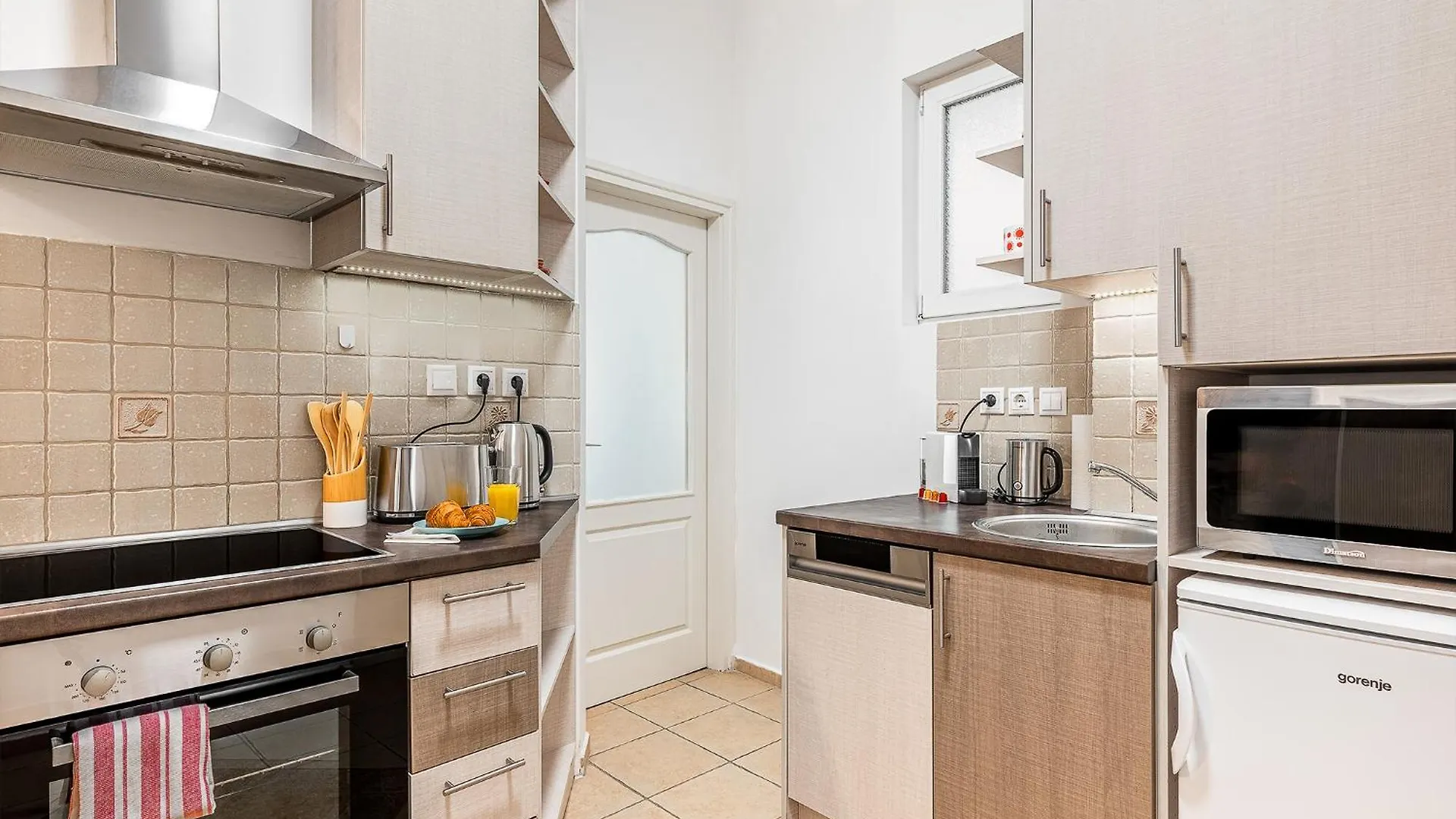 Next To New York Palace City Center Apartment 2 بودابست 0*,